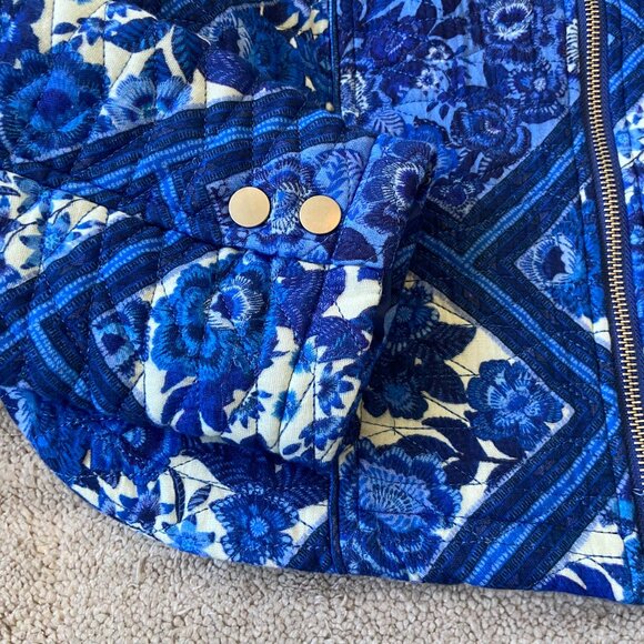 7 For All Mankind Blue Toile Quilted Floral Jacket NWT - Picture 7 of 10